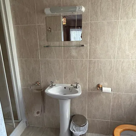 Reads Park Self - Catering